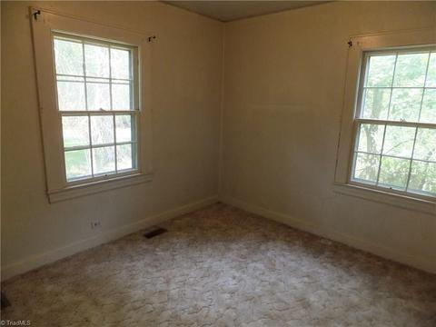 2304 Hickswood Rd, High Point, NC 27265 photo 12