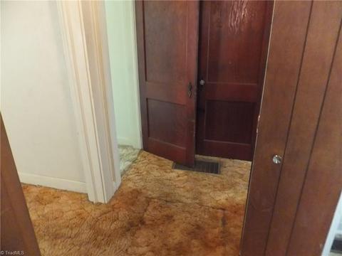 2304 Hickswood Rd, High Point, NC 27265 photo 16