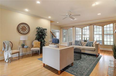 4353 Ashton Oaks Ct, High Point, NC 27265 photo 4