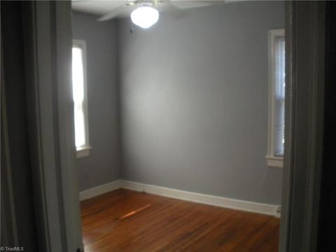 704 E Lexington Ave, High Point, NC 27262 photo 5