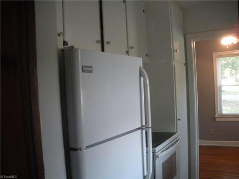 704 E Lexington Ave, High Point, NC 27262 photo 8
