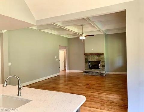 202 Flagstone Dr, King, NC 27021 photo 8