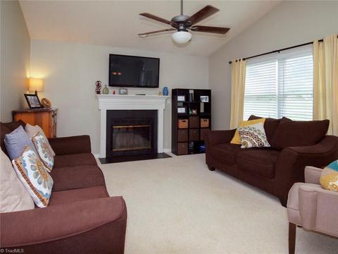 2622 Northfork Ter, High Point, NC 27265 photo 5