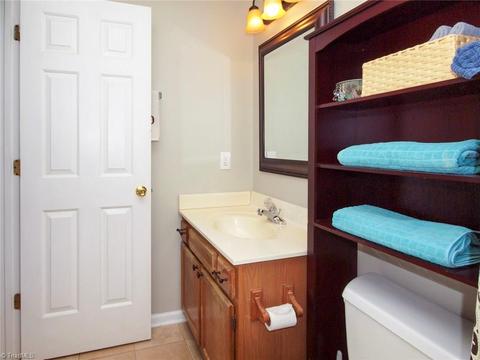 2622 Northfork Ter, High Point, NC 27265 photo 14