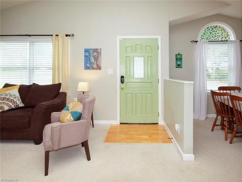 2622 Northfork Ter, High Point, NC 27265 photo 4