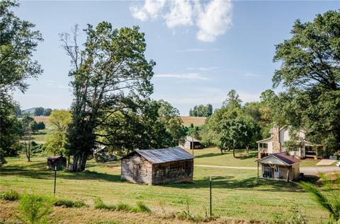 7061 Vashti Rd, Hiddenite, NC 28636 photo 30