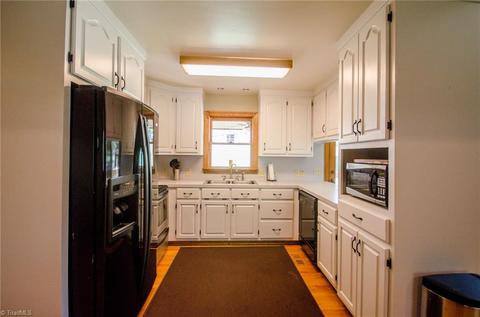7061 Vashti Rd, Hiddenite, NC 28636 photo 8