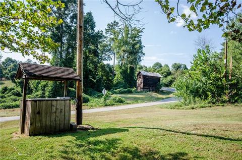 7061 Vashti Rd, Hiddenite, NC 28636 photo 28
