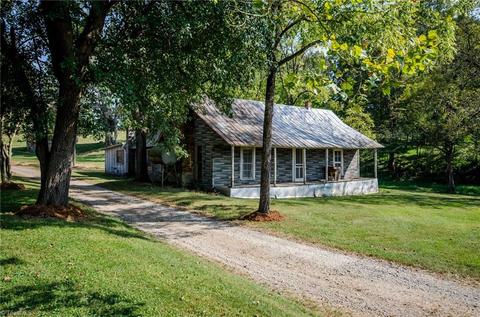 7061 Vashti Rd, Hiddenite, NC 28636 photo 29