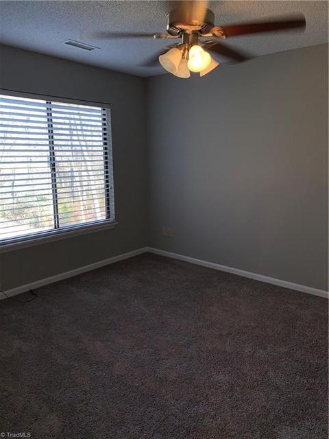 1120 English Ct, Trinity, NC 27370 photo 2