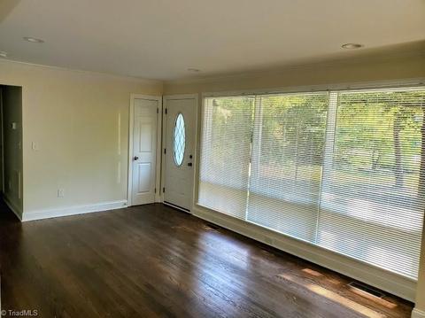 703 Manor Dr, High Point, NC 27260 photo 6