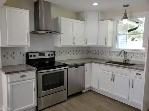 703 Manor Dr, High Point, NC 27260 photo 10