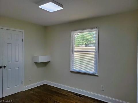 703 Manor Dr, High Point, NC 27260 photo 26