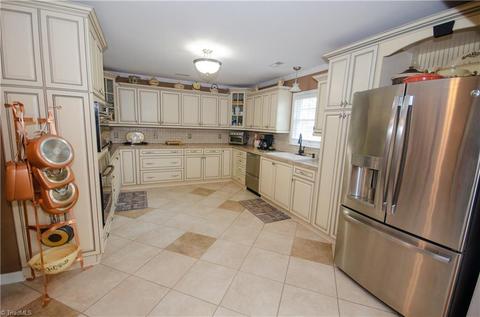 320 Old Mill Rd, High Point, NC 27265 photo 11