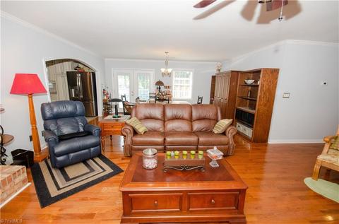 320 Old Mill Rd, High Point, NC 27265 photo 6