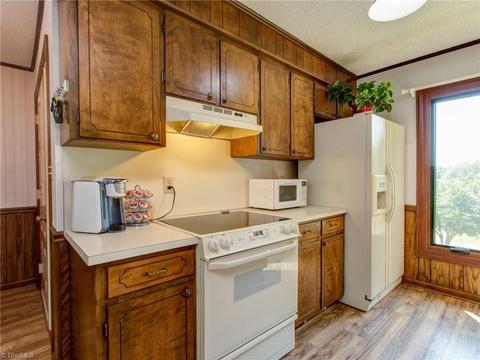 2134 Todd Dr, Trinity, NC 27370 photo 9