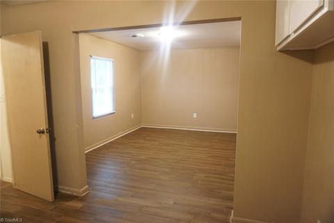 517 Pendleton St, High Point, NC 27260 photo 7