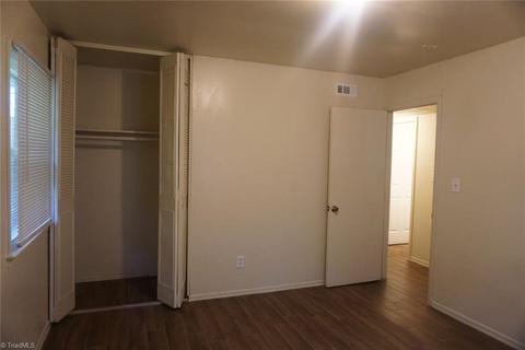 517 Pendleton St, High Point, NC 27260 photo 9