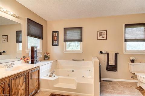 4995 Dock Davis Rd, Clemmons, NC 27012 photo 14