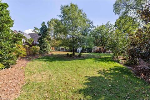 912 Chestnut Dr, High Point, NC 27262 photo 30