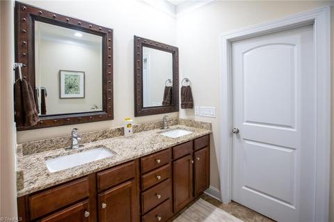 664 Nikyle Cir, High Point, NC 27265 photo 7