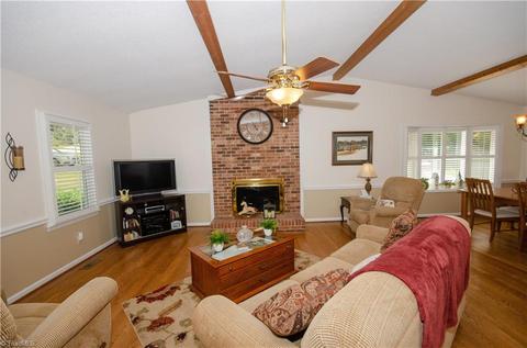 101 Ashworth Ct, Trinity, NC 27370 photo 4