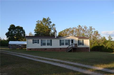 619 Manuel Rd, Mayodan, NC 27027 photo 3
