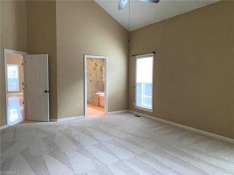 4914 Devane Ct, High Point, NC 27265 photo 17