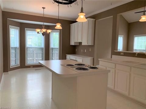 4914 Devane Ct, High Point, NC 27265 photo 7