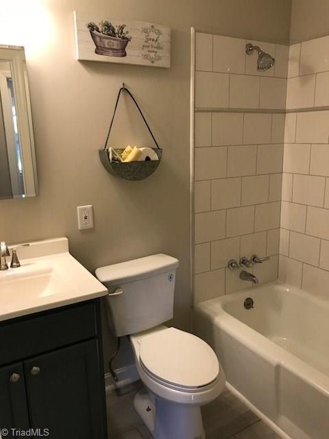 1702 Cook St, High Point, NC 27262 photo 9