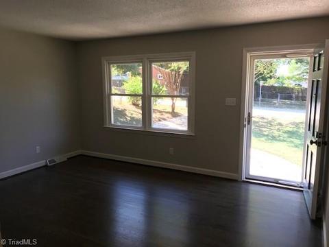 1702 Cook St, High Point, NC 27262 photo 4