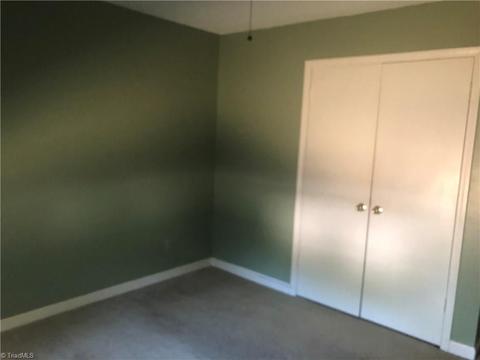 512 Old Mill Rd, High Point, NC 27265 photo 8