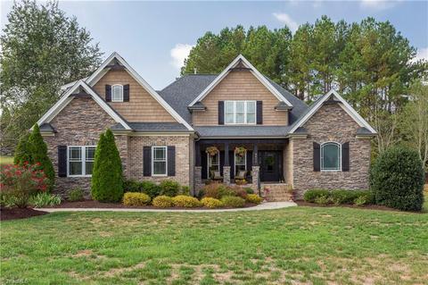 8511 Point Oak Dr, Colfax, NC 27235 photo 1