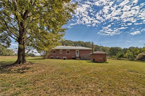 637 Sloans Mill Rd, Olin, NC 28660 photo 24