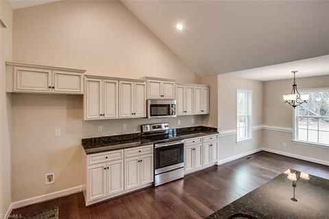 112 Shining Way, Trinity, NC 27370 photo 9