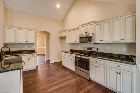 112 Shining Way, Trinity, NC 27370 photo 11