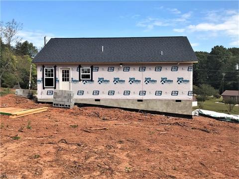132 Brandy Ln, Madison, NC 27025 photo 13