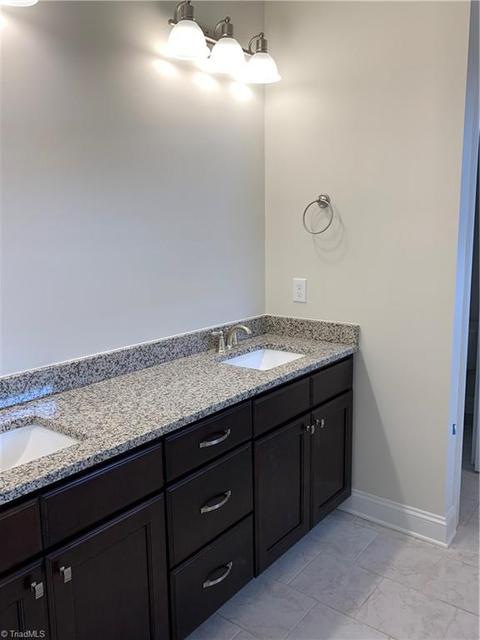 2725 Bartlett Ln, Clemmons, NC 27012 photo 5