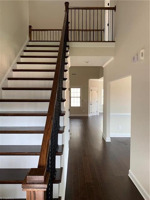 2725 Bartlett Ln, Clemmons, NC 27012 photo 2