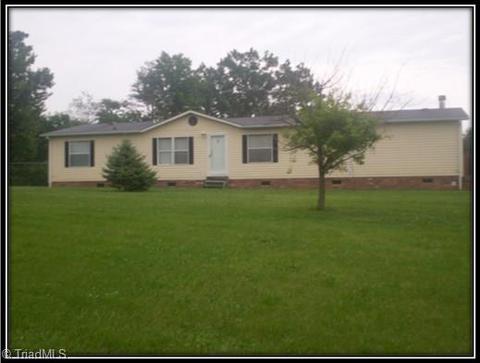 625 Grace Howard Rd, Roaring River, NC 28669 photo 1