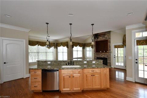 4844 Hampton Oak Ct, Clemmons, NC 27012 photo 10