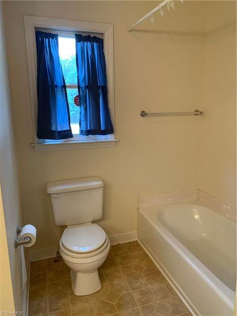 1025 Friendly Rd, Eden, NC 27288 photo 15