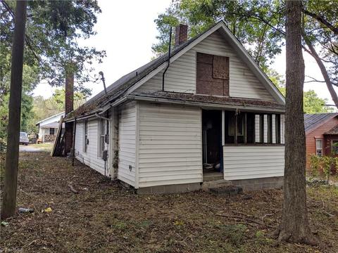 1204 E Commerce Ave, High Point, NC 27260 photo 3