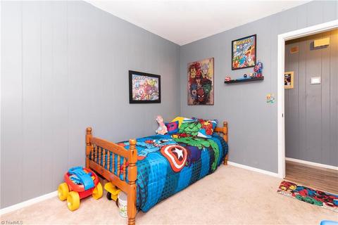 609 Brown St E, Randleman, NC 27317 photo 14