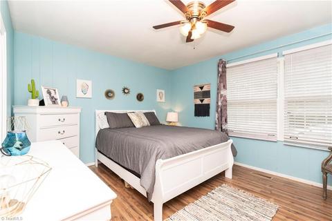 609 Brown St E, Randleman, NC 27317 photo 10