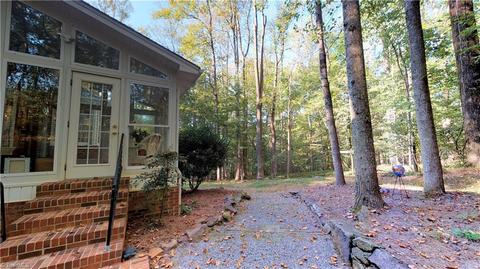 233 Leonard Rd, Pilot Mountain, NC 27041 photo 7