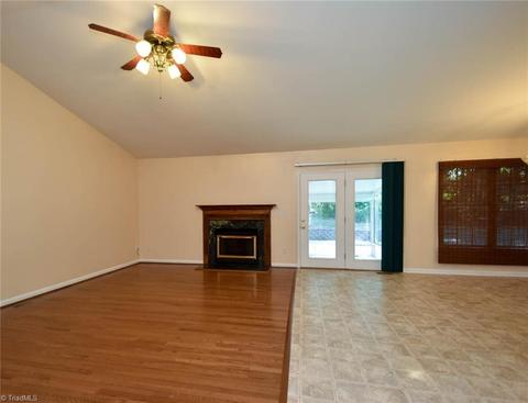 195 Running Cedar Rd, Madison, NC 27025 photo 2
