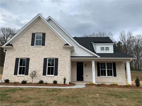 2737 Bartlett Ln, Clemmons, NC 27012 photo 1