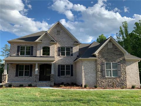 2718 Bartlett Ln, Clemmons, NC 27012 photo 1