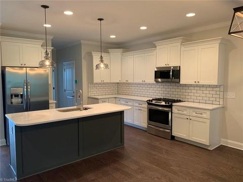 2761 Bartlett Ln, Clemmons, NC 27012 photo 2